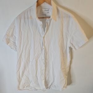 Men's White Short-Sleeve Button-Up Shirt by